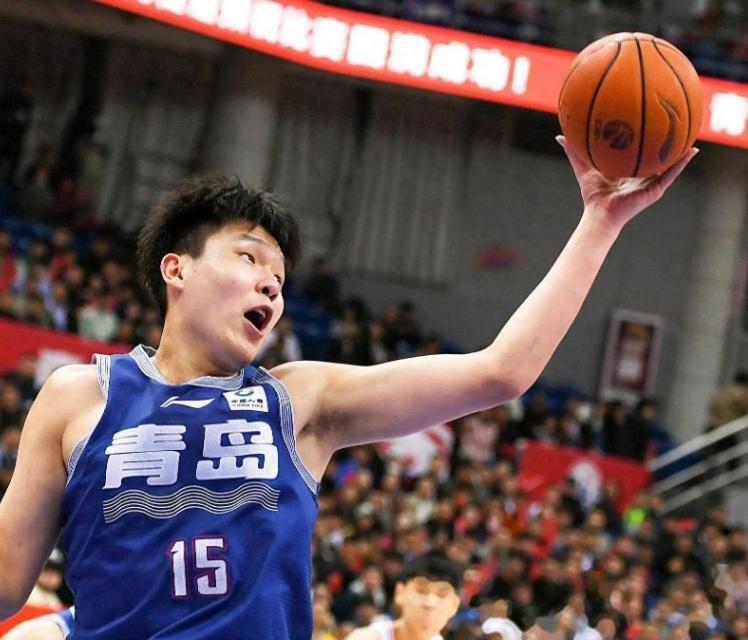 杨瀚森本赛季个人集锦上篇：场均2.8封盖领跑CBA