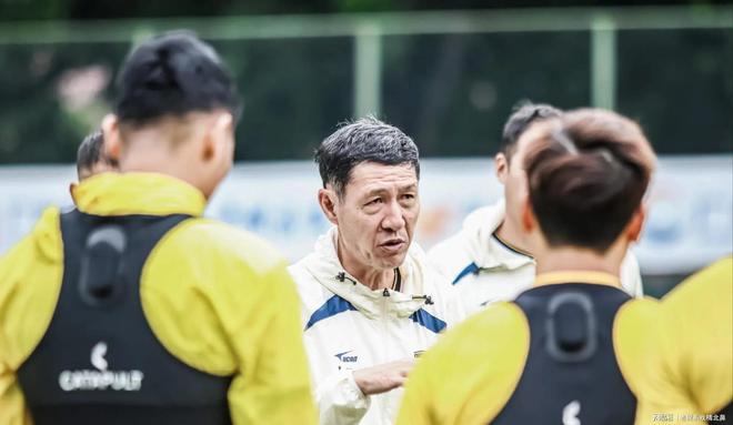 重庆2-1、陕西3-1、辽宁1-0，延边主场九连胜被打破，中甲积分榜的简单介绍
