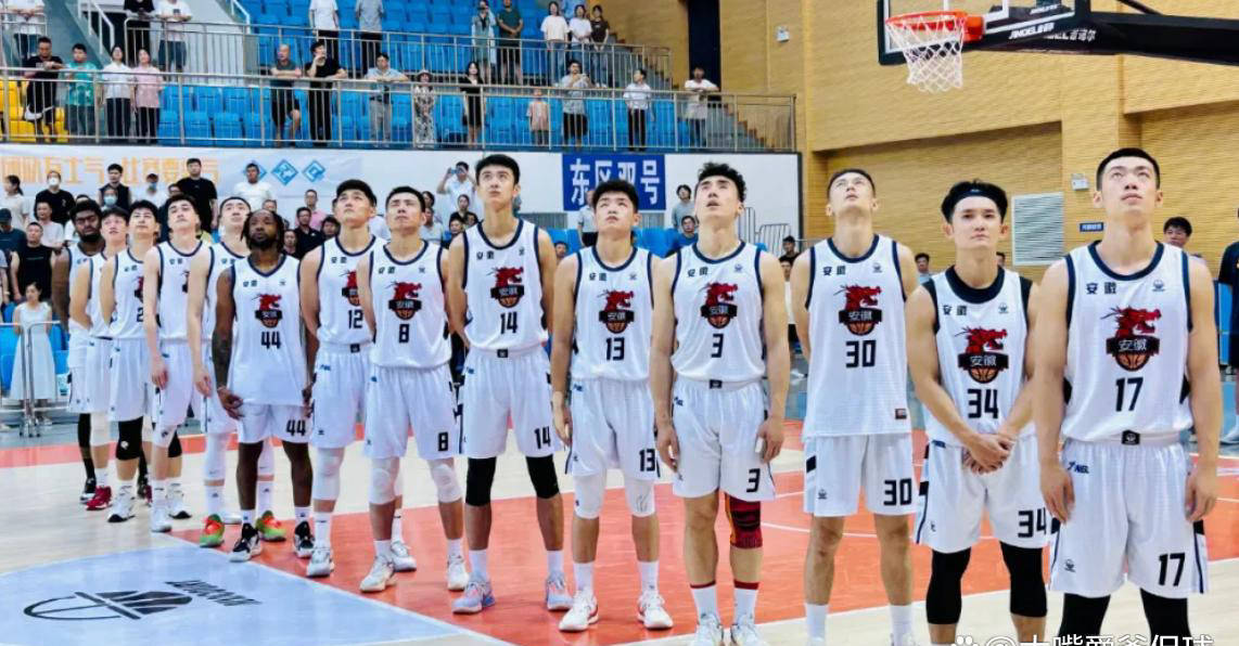 安徽男篮在球场上实现惊艳逆转取得好成绩